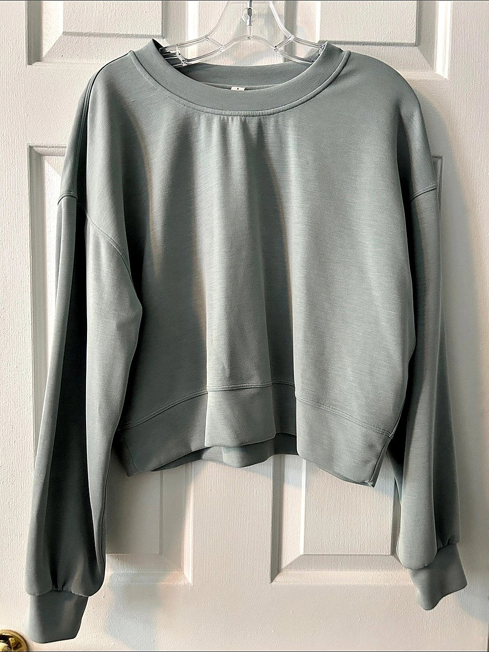 Lululemon Softstreme Perfectly Oversized Cropped Crew Sage Green Size 6